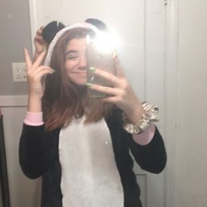 Meet your Posher, Meadow